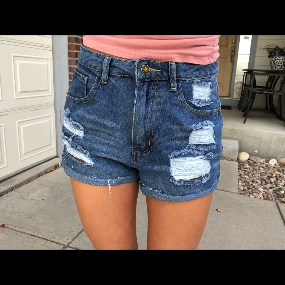 Dark wash demin shorts